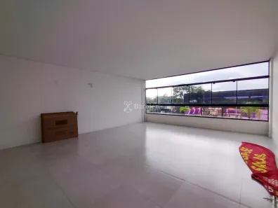 Conjunto Comercial / Sala para alugar, 55m² no Do Salto, Blumenau