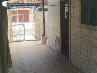 Casa com 2 Quartos à venda, 88m² no Itaguaí, Mongaguá