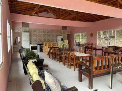 Fazenda / Sítio / Chácara com 3 Quartos à venda, 300m² no Granjas Urupes, Arujá