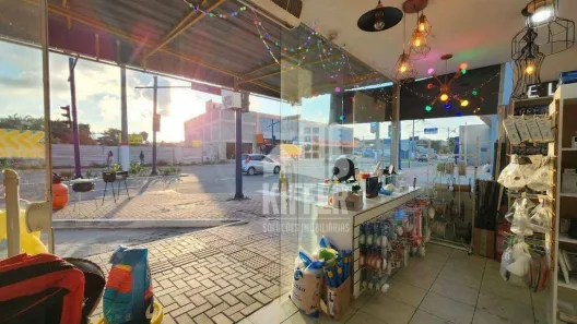 Loja / Salão / Ponto Comercial à venda, 55m² no Centro, Maricá