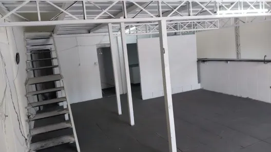 Galpão / Depósito / Armazém à venda, 410m² no Bosque da Saúde, São Paulo
