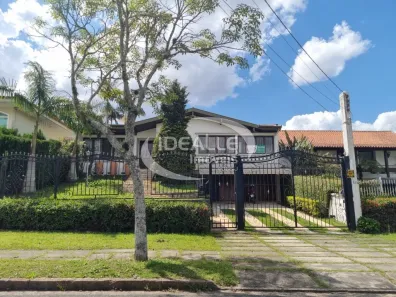 Casa com 4 Quartos para alugar, 307m² no Jardim Social, Curitiba