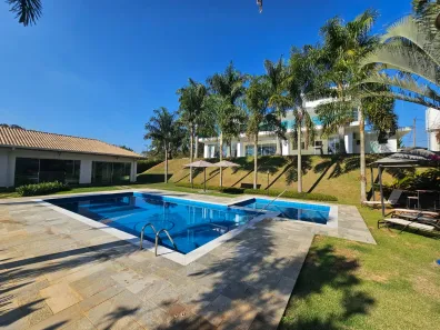 Fazenda / Sítio / Chácara com 7 Quartos à venda, 2800m² no , Mairinque