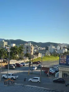 Apartamento com 2 Quartos para alugar, 54m² no Centro, Camboriú