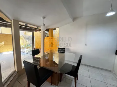 Sobrado com 2 Quartos para alugar, 120m² no Porto Seguro, Porto Seguro