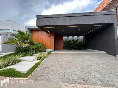 Casa de Condomínio com 3 Quartos à venda, 213m² no Parque Pioneiros, Sarandi