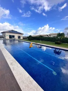 Casa com 2 Quartos para alugar, 120m² no Alphaville (Abrantes), Camaçari
