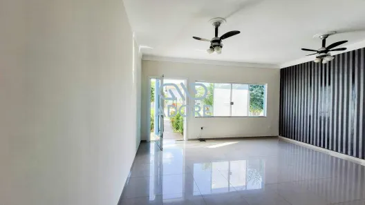 Casa de Condomínio com 3 Quartos para alugar, 320m² no Jardim Celani, Salto