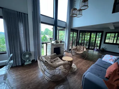 Casa de Condomínio com 3 Quartos à venda, 232m² no Rondinha, Campo Largo