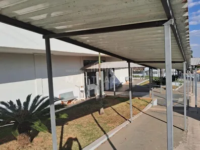 Prédio Inteiro para alugar, 649m² no Jardim Maria Bruschi Modeneis, Limeira