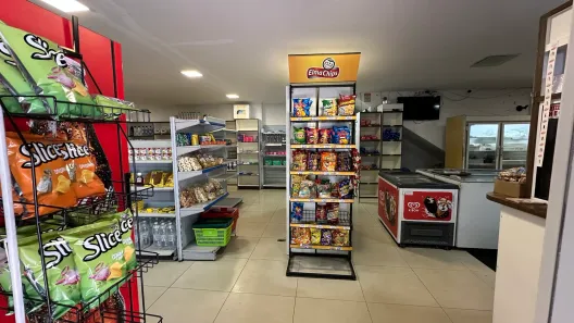 Loja / Salão / Ponto Comercial à venda, 150m² no Cabeçudas, Itajaí