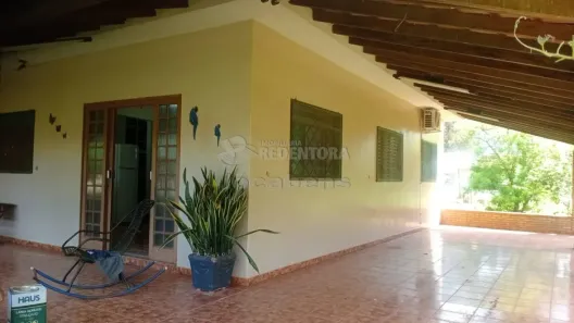 Fazenda / Sítio / Chácara com 3 Quartos para alugar, 150m² no Estância Jóckei Club, São José do Rio Preto