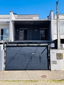 Sobrado com 2 Quartos à venda, 81m² no Anita Garibaldi, Joinville