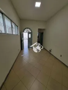 Casa com 4 Quartos para venda ou aluguel, 246m² no São José, Aracaju