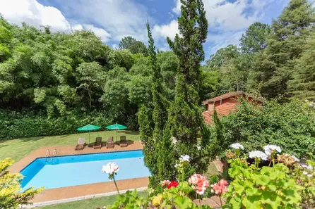 Casa de Condomínio com 7 Quartos para venda ou aluguel, 1200m² no Chácara Granja Velha, Carapicuíba
