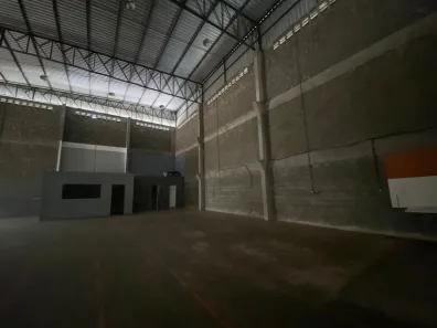 Galpão / Depósito / Armazém para alugar, 400m² no Novo Aleixo, Manaus