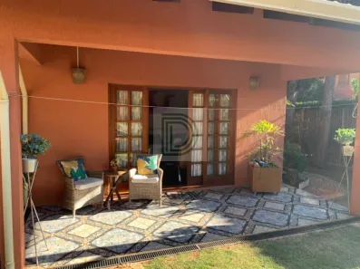 Casa de Condomínio com 3 Quartos à venda, 260m² no Chácara do Refúgio, Carapicuíba