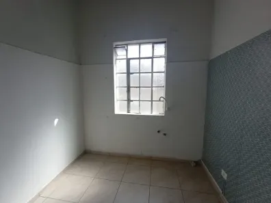 Loja / Salão / Ponto Comercial para alugar, 60m² no Rebouças, Curitiba