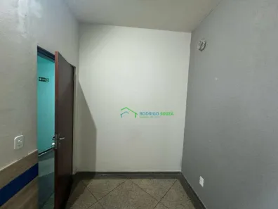 Conjunto Comercial / Sala para alugar, 24m² no Centro, Carapicuíba