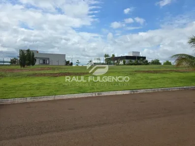 Terreno / Lote / Condomínio à venda, 800m² no , Sertaneja