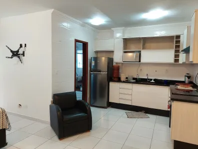 Flat com 1 Quarto para venda ou aluguel, 30m² no Centro, São Vicente