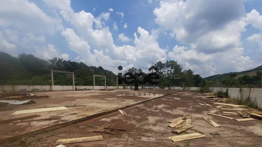Terreno / Lote Comercial para venda ou aluguel, 21700m² no Distrito Industrial, Araçariguama