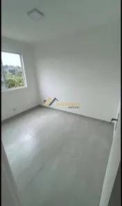 Apartamento com 2 Quartos à venda, 40m² no Jardim Itaqui, Campo Largo