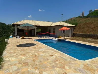 Fazenda / Sítio / Chácara com 2 Quartos à venda, 100m² no , Igaratá