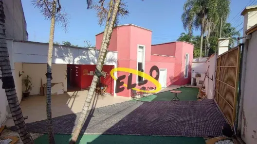 Fazenda / Sítio / Chácara com 3 Quartos para venda ou aluguel, 600m² no Parque Rizzo II, Cotia