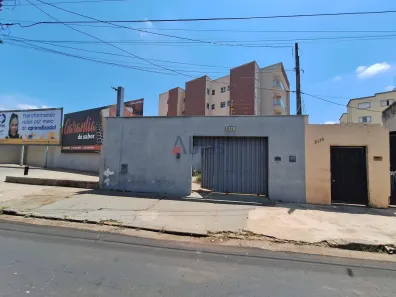 Prédio Inteiro com 2 Quartos para alugar, 154m² no Jardim São Carlos, São Carlos