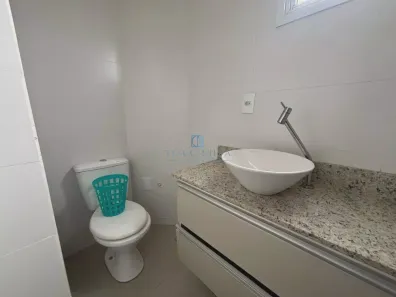 Apartamento com 2 Quartos para alugar, 70m² no Centro, Pouso Alegre