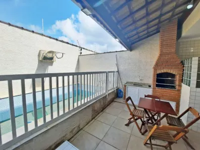 Sobrado com 3 Quartos à venda, 172m² no Guilhermina, Praia Grande
