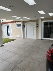 Casa com 4 Quartos à venda, 268m² no Vila Mike, São Roque