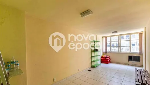Kitnet com 1 Quarto à venda, 39m² no Centro, Niterói