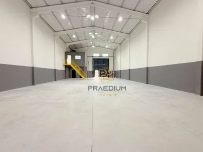 Galpão / Depósito / Armazém à venda, 345m² no Rio Pequeno, São José dos Pinhais