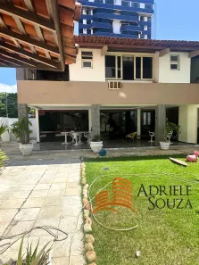 Sobrado com 3 Quartos à venda, 480m² no Treze de Julho, Aracaju
