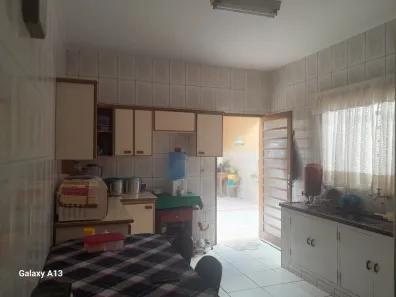 Casa de Vila com 3 Quartos à venda, 200m² no Jardim Bordon, São José do Rio Preto