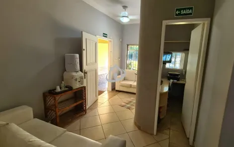 Casa Comercial com 2 Quartos à venda, 179m² no Jardim Sílvia, Embu das Artes
