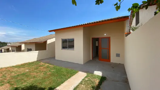Casa de Condomínio com 2 Quartos à venda, 54m² no Setor de Chácaras Anhangüera C, Valparaíso de Goiás
