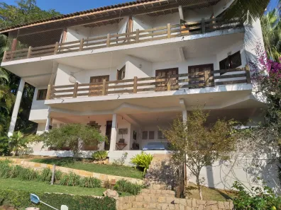 Casa de Condomínio com 4 Quartos para venda ou aluguel, 400m² no Toninhas, Ubatuba