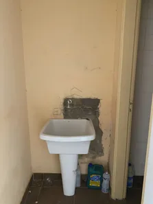 Conjunto Comercial / Sala para alugar, 34m² no Centro, Sertãozinho