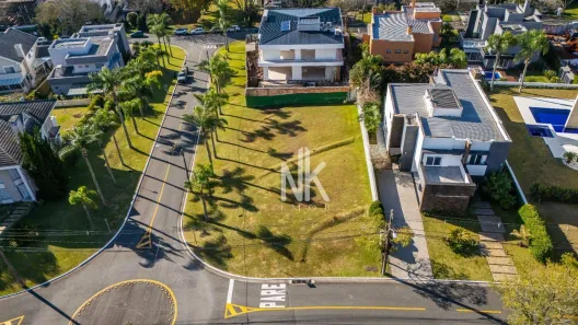 Terreno / Lote / Condomínio à venda, 713m² no Alphaville Graciosa, Pinhais