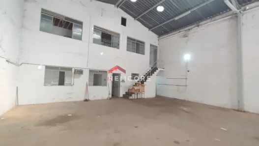 Galpão / Depósito / Armazém com 1 Quarto à venda, 540m² no Centro, Sabará