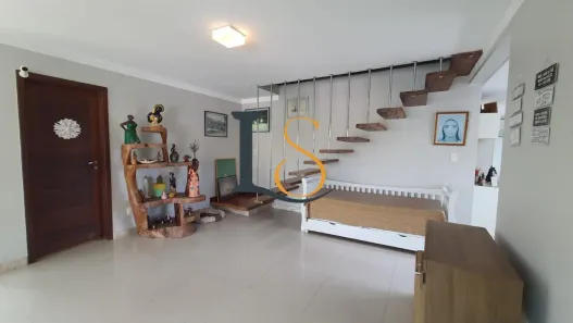 Sobrado com 5 Quartos à venda, 420m² no Recreio Ipitanga, Lauro de Freitas