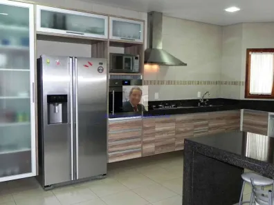 Casa com 5 Quartos para venda ou aluguel, 890m² no Chácara Santa Lúcia, Carapicuíba