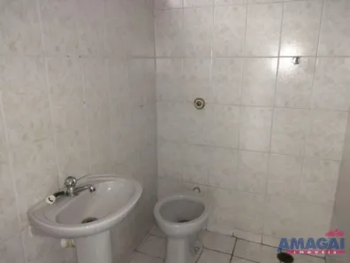 Casa Comercial para alugar, 73m² no Centro, Jacareí