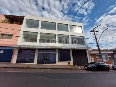 Prédio Inteiro para venda ou aluguel, 900m² no Núcleo Residencial Silvio Vilari, São Carlos