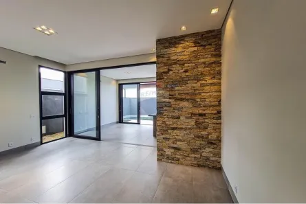 Casa de Condomínio com 3 Quartos para alugar, 204m² no , Cravinhos