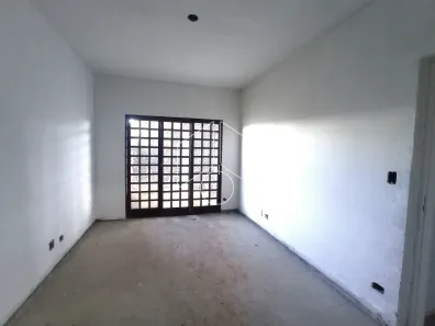 Galpão / Depósito / Armazém à venda, 660m² no Parque das Indústrias, Marília