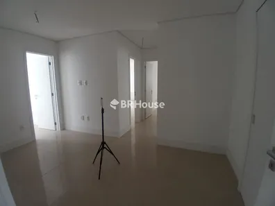 Apartamento com 4 Quartos à venda, 202m² no Zona Industrial, Brasília